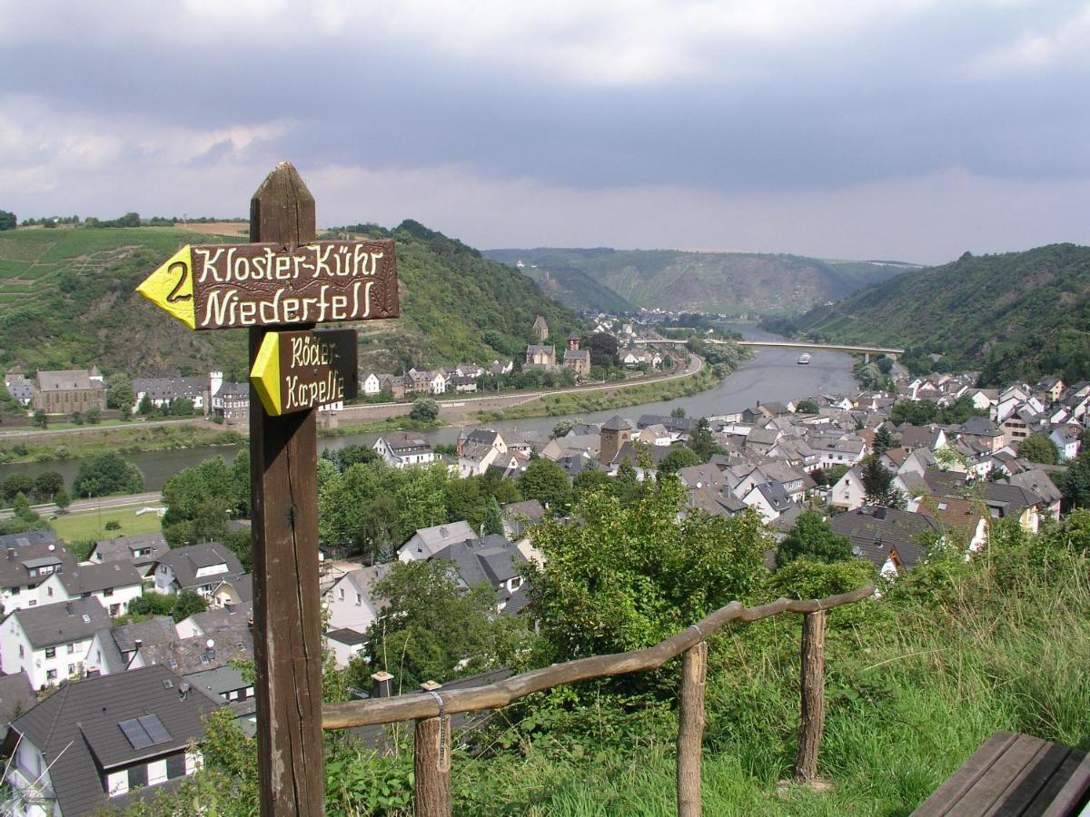 Mosel * Niederfell